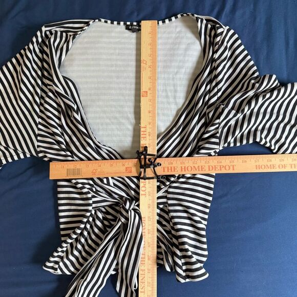 Express Monochrome Striped Wrap Top XL - Picture 8 of 8